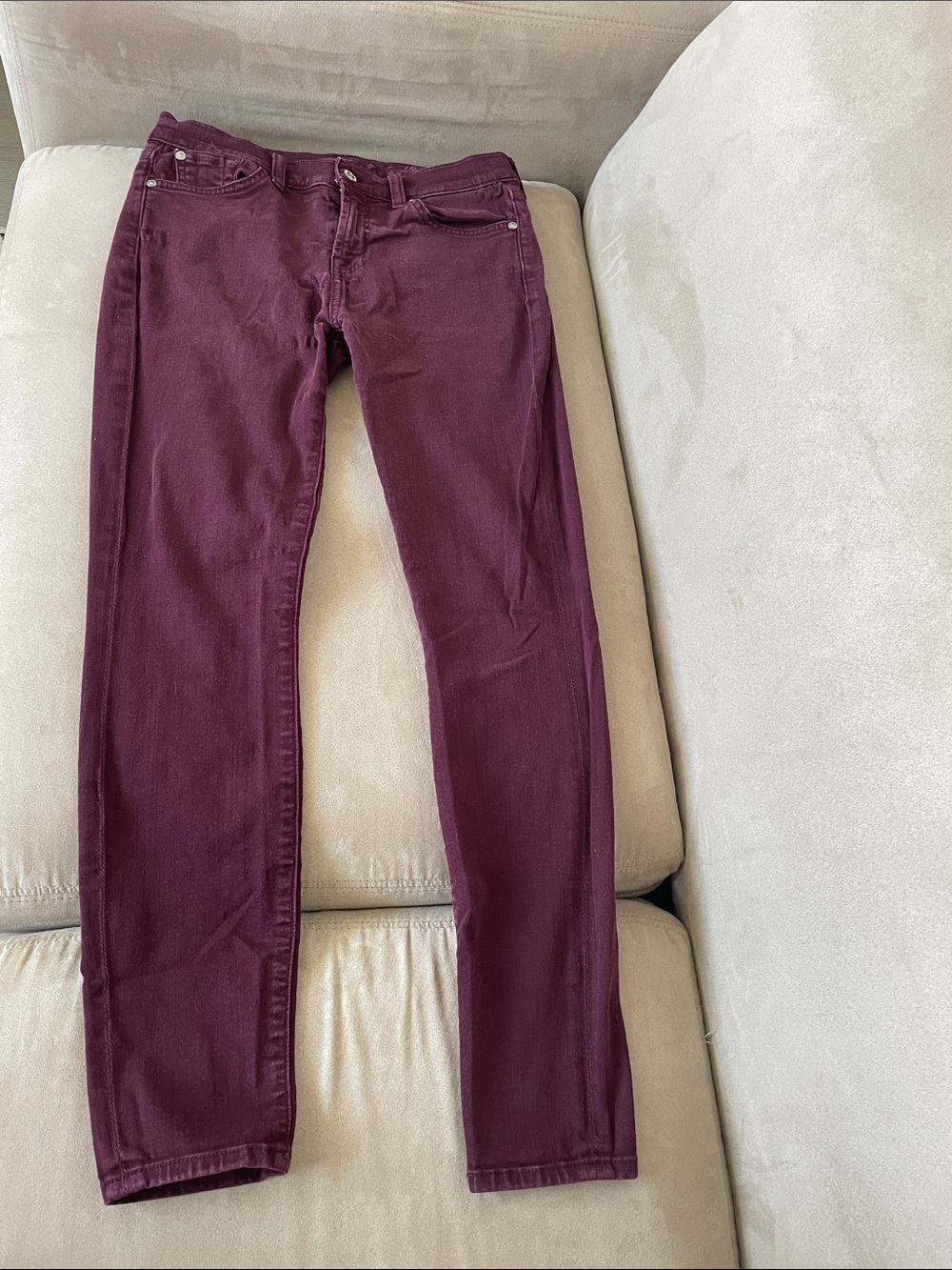7 For All Mankind Skinny Jeans in Burgundy